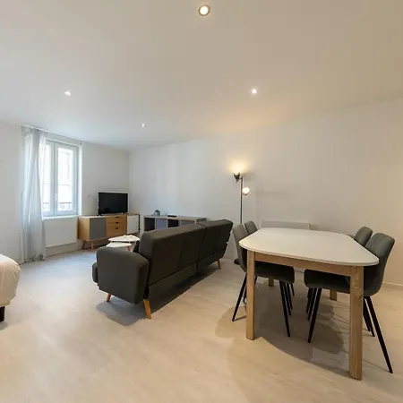 Apartament The Station - Gare Arena *